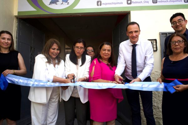 Inaugurazione del Centro Digitale di Formazione HOSAGUA in Guatemala